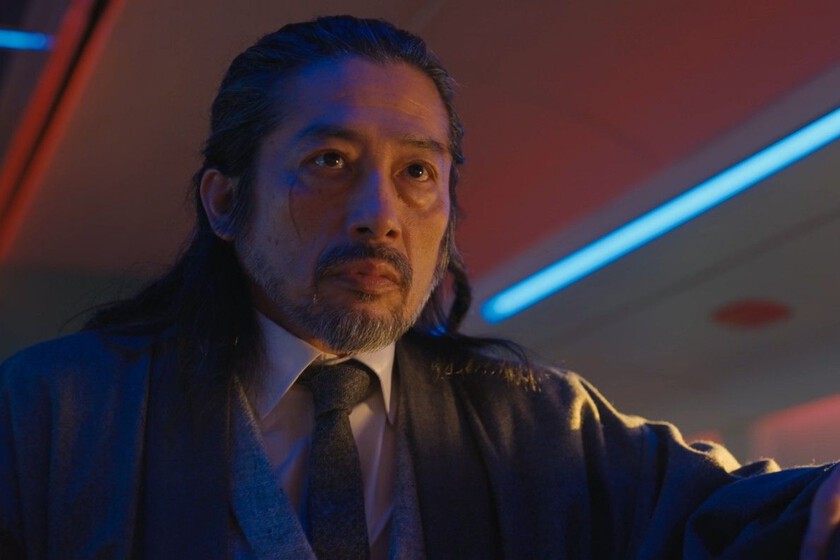 Hoy en TV, una de las comedias de acción más divertidas de los últimos años con el protagonista de 'Shogun'