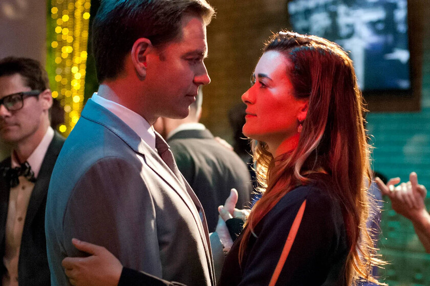 "Siempre hueles genial". Coté de Pablo solo pudo soportar una escena íntima en 'NCIS' gracias a Michael Weatherly y así se lo agradece 19 años después