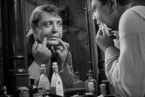 Es una de las mejores películas de suspense de la historia del cine. En Prime Video tienes un thriller magistral sobre un temible asesino en serie