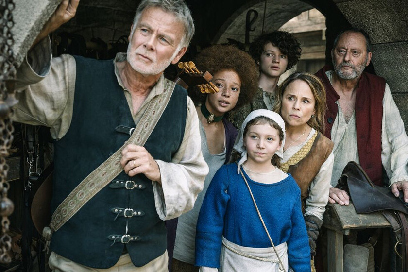 El popularísimo juego de 'Los hombres lobo' hace su propio 'Jumanji' en esta adaptación que ya es lo más visto de Netflix en su estreno