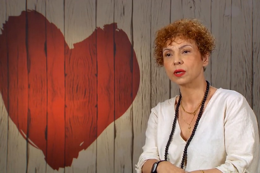 'First Dates', a esta soltera de Fuengirola le echan para atrás las fantasías sexuales de su cita. "La chaqueta es de los tiempos de Franco"