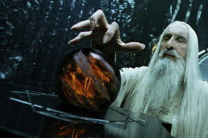 Christopher Lee estará en lo nuevo de 'El señor de los anillos'... a pesar de que murió hace una década