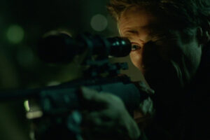 10 años después se estrena al fin en los cines españoles la película que revolucionó el cine de acción en la última década