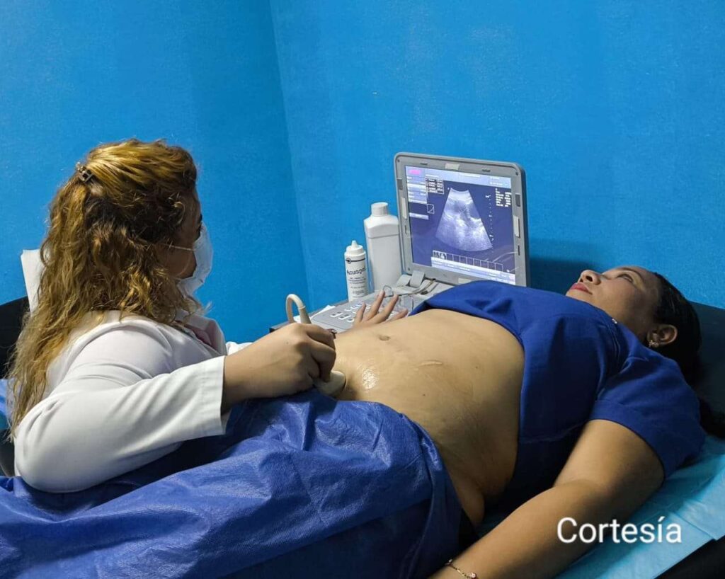 308 féminas de Maracaibo recibieron atención sanitaria gratuita e integral