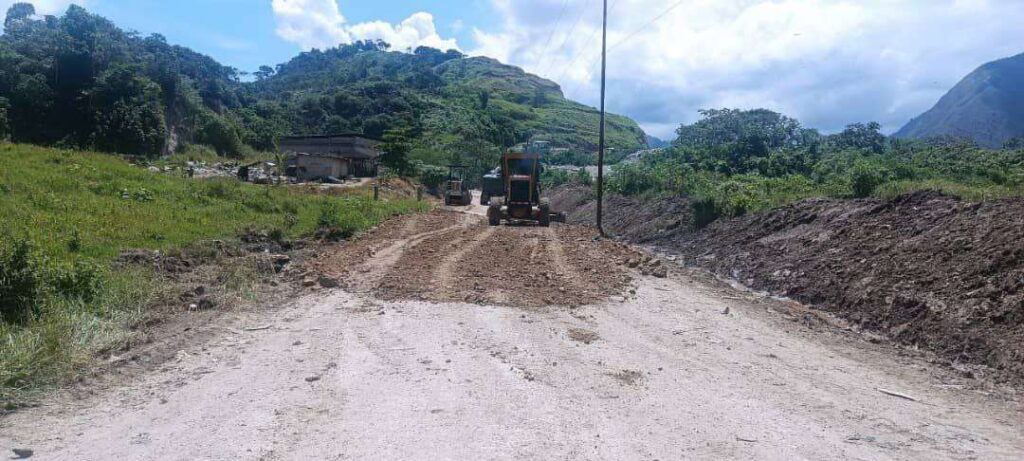 Adecuan vías de acceso al vertedero de desechos sólidos en Táchira