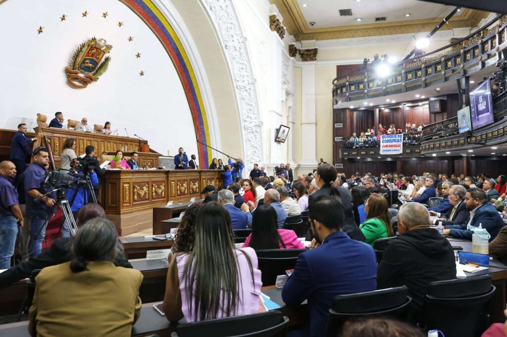 Asamblea conmemora natalicio de Simón Rodríguez y Rafael Urdaneta
