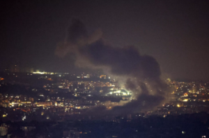 Israel ataca cuartel de Hezbolá y bombardea Beirut, mientras Irán se niega a dar marcha atrás
