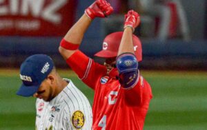 La brutal paliza de Cardenales de Lara a los Leones del Caracas