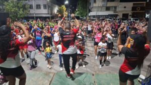 Con bailoterapia en Juan Griego inicia la programación del Mes Rosa