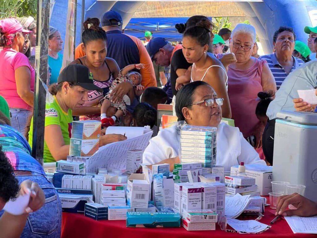 Consultorios populares de Cúa reciben nuevos tensiómetros