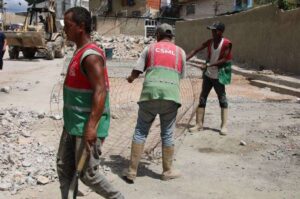 Corporación de Servicios rehabilita la avenida principal de San Antonio