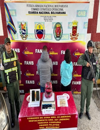 Detuvieron a tres ciudadanos con 6 panelas de cocaína 