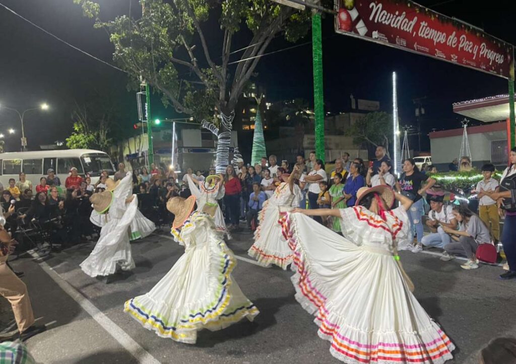 En Valera y Boconó disfrutaron del primer parrandón navideño