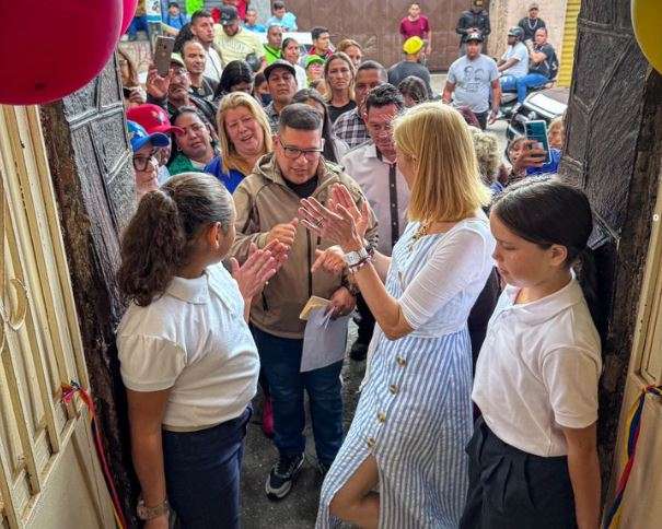 Entregan recuperada la escuela “Antonio Vaamonde” en La Pastora