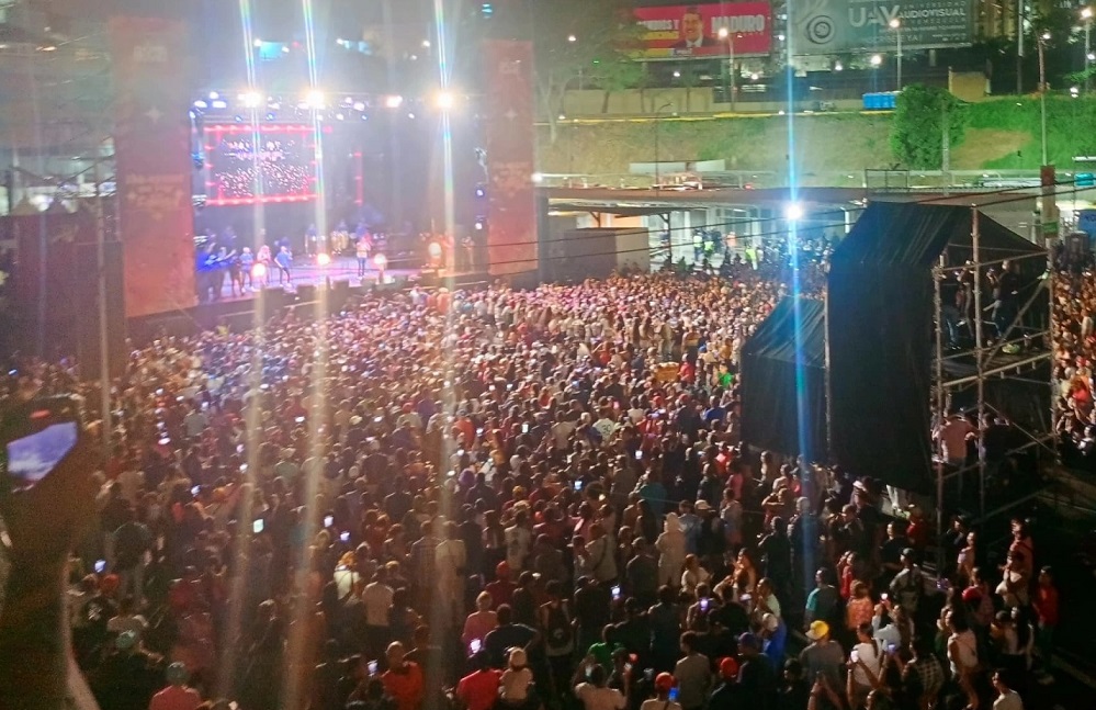 Así celebraron la llegada de la Navidad en el Gran Muro de Petare