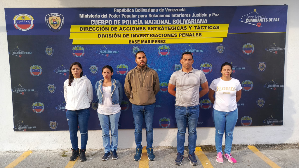 Imputan por corrupción a funcionarios de MinVivienda