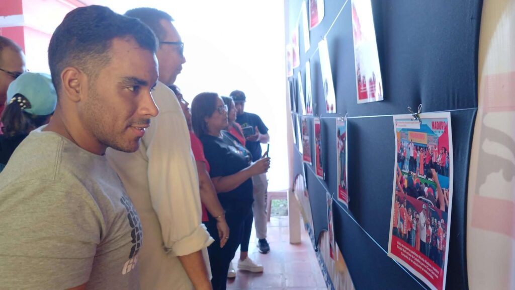 Inauguran exposición fotográfica que resalta victoria de Nicolás Maduro 