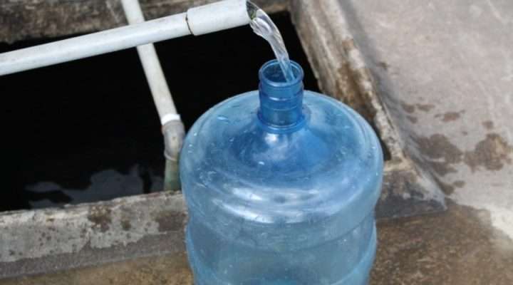 Instalan sistemas de agua potable en comunidades warao