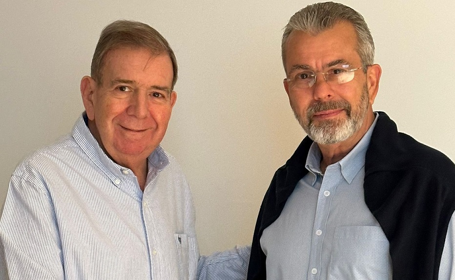 Rector Juan Carlos Delpino transmitió a Edmundo González su experiencia de lo vivido el 28 de julio