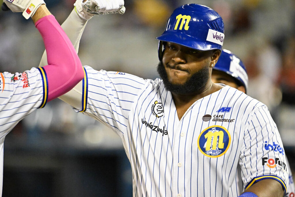 Magallanes, Aragua y La Guaira lideran la LVBP