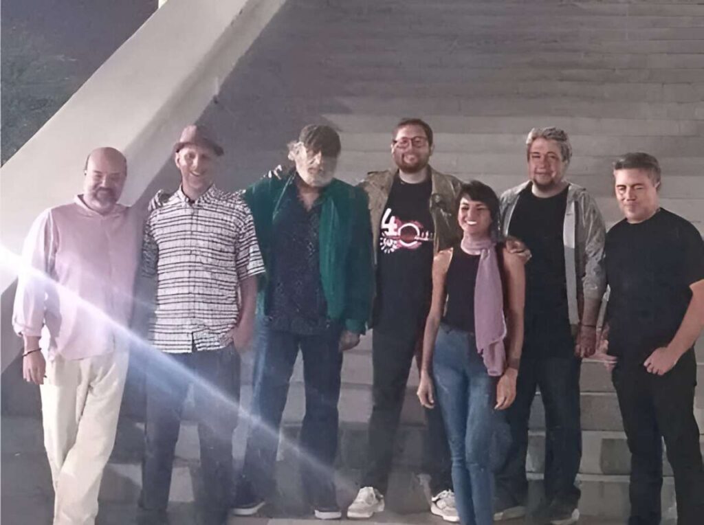 La cota Lil: Casona con Araucara