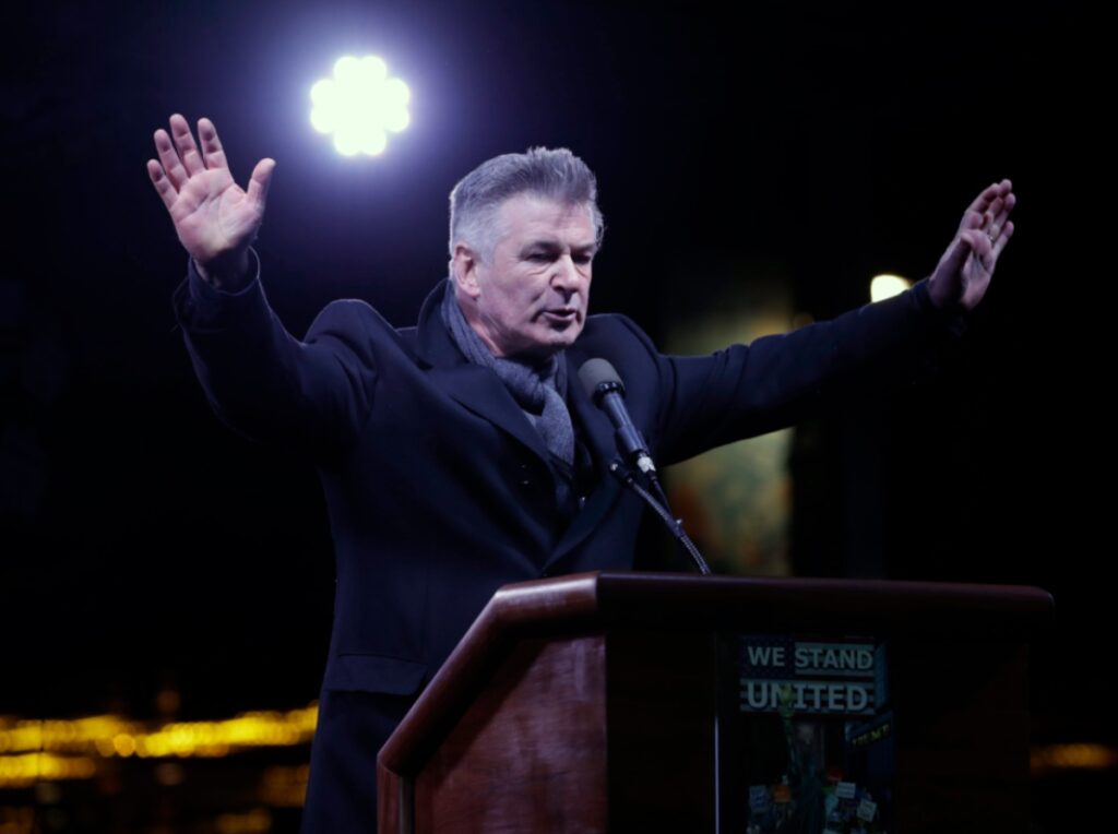 La polémica cinta 'Rust', de Alec Baldwin, tiene fecha de estreno