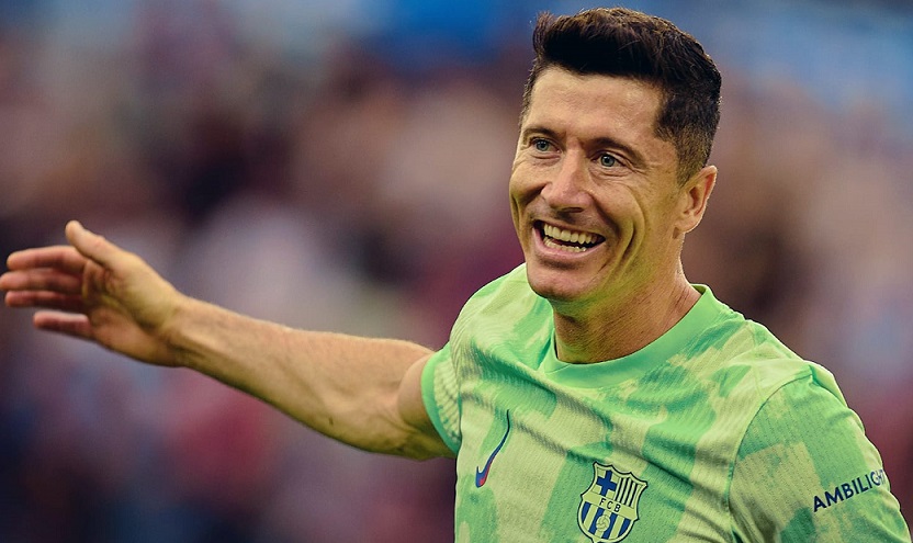 Lewandowski con un Hat Trick sello la victoria de Barcelona ante el Alavés