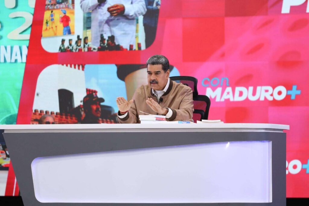 Maduro: Vamos por los corruptos y los traidores