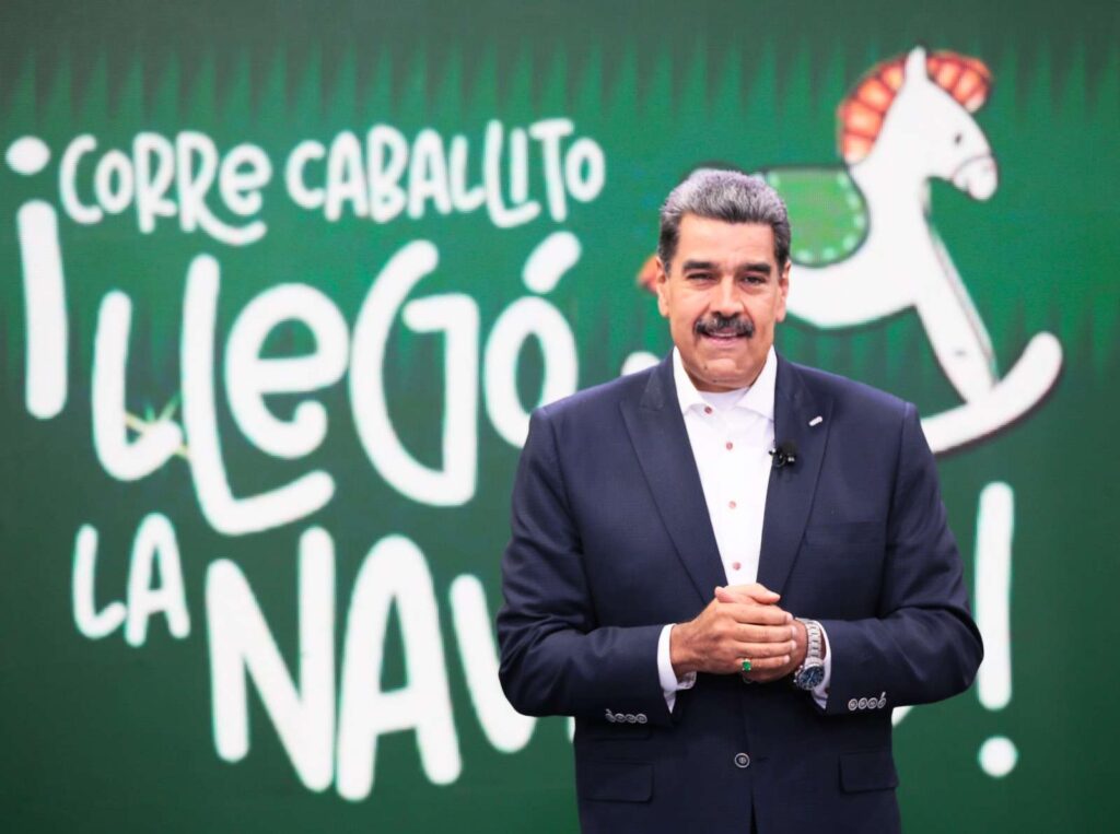 Maduro dice que a la derecha "le arde" la felicidad del pueblo