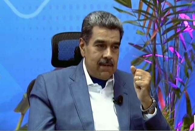 Maduro exhorta acatar decisión de la Sala Constitucional del TSJ