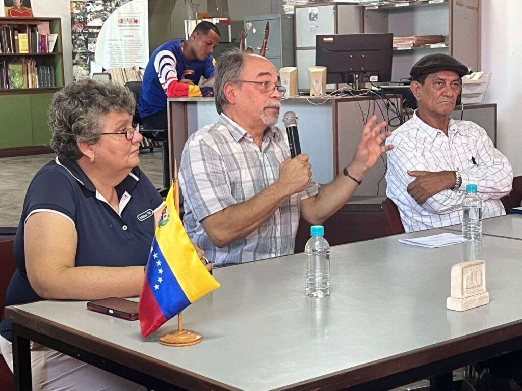 Más de 18 mil venezolanos realizarán diplomado "Vida y obra del Libertador Simón Bolívar"