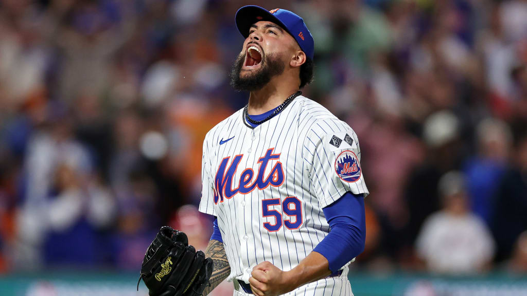 Manaea lideró a unos resilientes Mets que se ponen arriba en la Serie ante Filadelfia