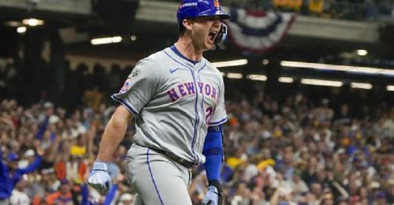 Los Mets de Nueva York le aguaron la fiesta a Milwakee: Apareció 'El Oso'