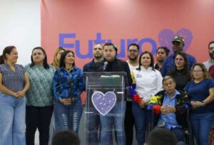 Movimiento Futuro inicia voluntariado con formación pedagógica por la educación