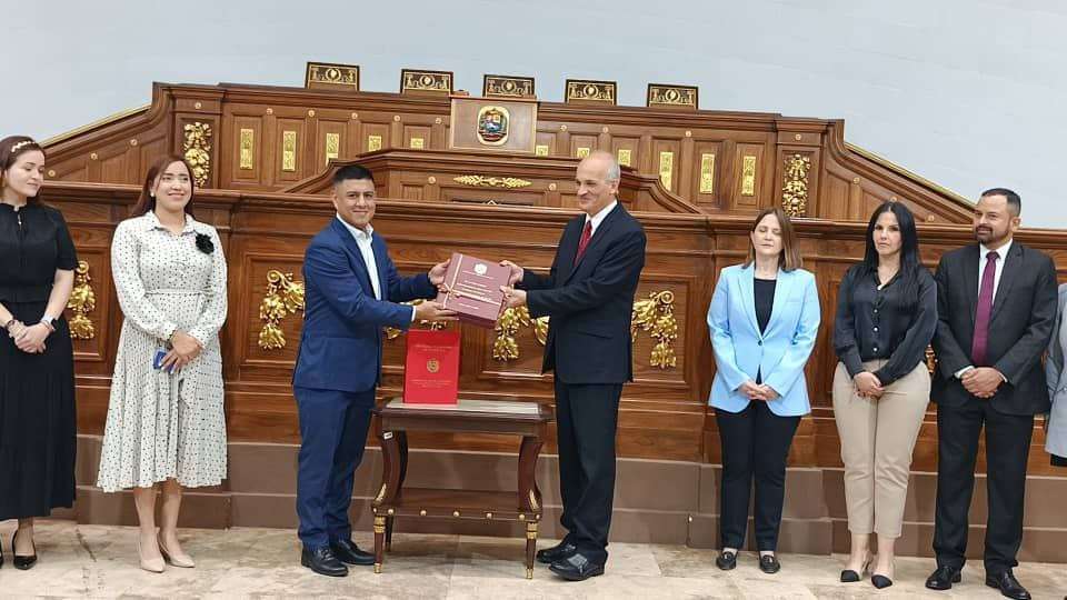 Presupuesto para 2025 apunta a concretar la transición al socialismo