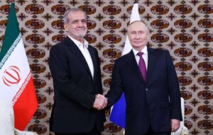 Putin se reúne con el presidente de Irán para evaluar tensión en Medio Oriente