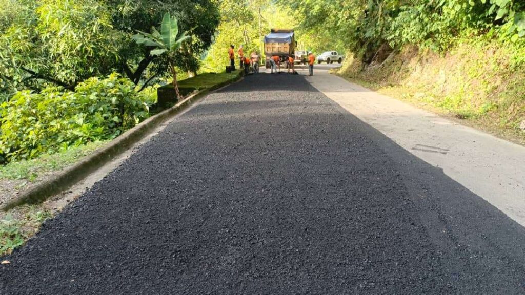 Recuperan vialidad en Portuguesa con asfalto de producción regional