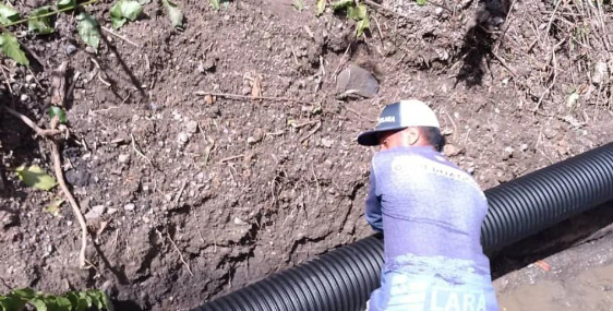 Reparan aducción del embalse Los Quediches en Lara