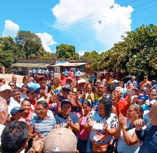 Sustituyen 492 metros de tubería en Alto de Soapire en Miranda