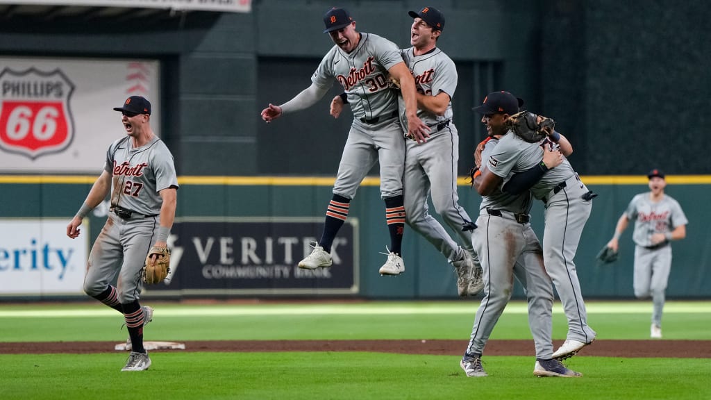 Los Tigres de Detroit barren a los Astros de Houston y van a la Serie Divisional contra Cleveland