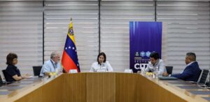 Venezuela y OPS desarrollan proyectos para fortalecer salud pública