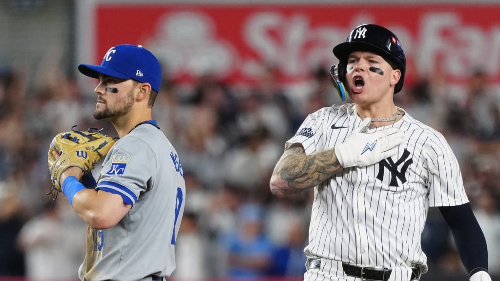 Los Yankees ganan reñido duelo a los Reales y se llevan el primero de la Serie Divisional