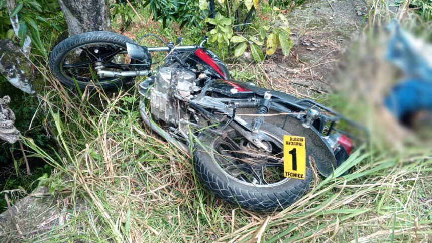 Revelan las fotos del accidente de tránsito en el que murió el dirigente político Edwin Santos