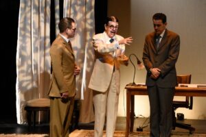 “Nos Vemos en La Concha” presenta “Diógenes y las camisas voladoras”