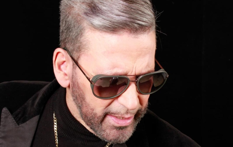 ¡Apostando por el romanticismo! Enrique Barrios celebra el éxito de “Te elijo a ti”