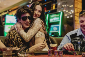 'Anora' (2024), crítica | Afianza a Sean Baker como una de las voces más impactantes del cine, pero corre el peligro de ser devorada por el hype