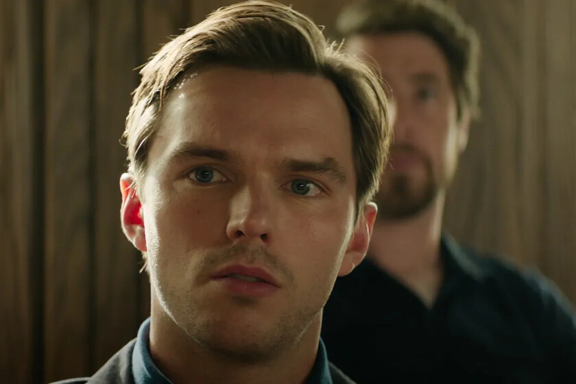 Algo pasa con 'Jurado Nº 2'. En Warner son muy cautos con la posible última película de Eastwood y solo están considerando "una pequeña campaña de premios"