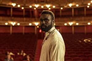 RTVE triunfa con 'Detective Touré' y se carga a 'Mask Singer', que vuelve con las peores audiencias de la temporada