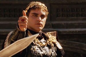 "Terriblemente poco profesional". Ridley Scott desvela que Joaquin Phoenix también quiso abandonar 'Gladiator' en el último momento y cómo reaccionó Russell Crowe