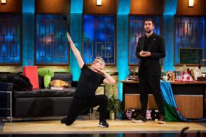 Juan Gómez-Jurado revela por qué Arturo Pérez-Reverte no quiere ir a 'La revuelta' y le manda un mensaje en directo: "Esto es serio"